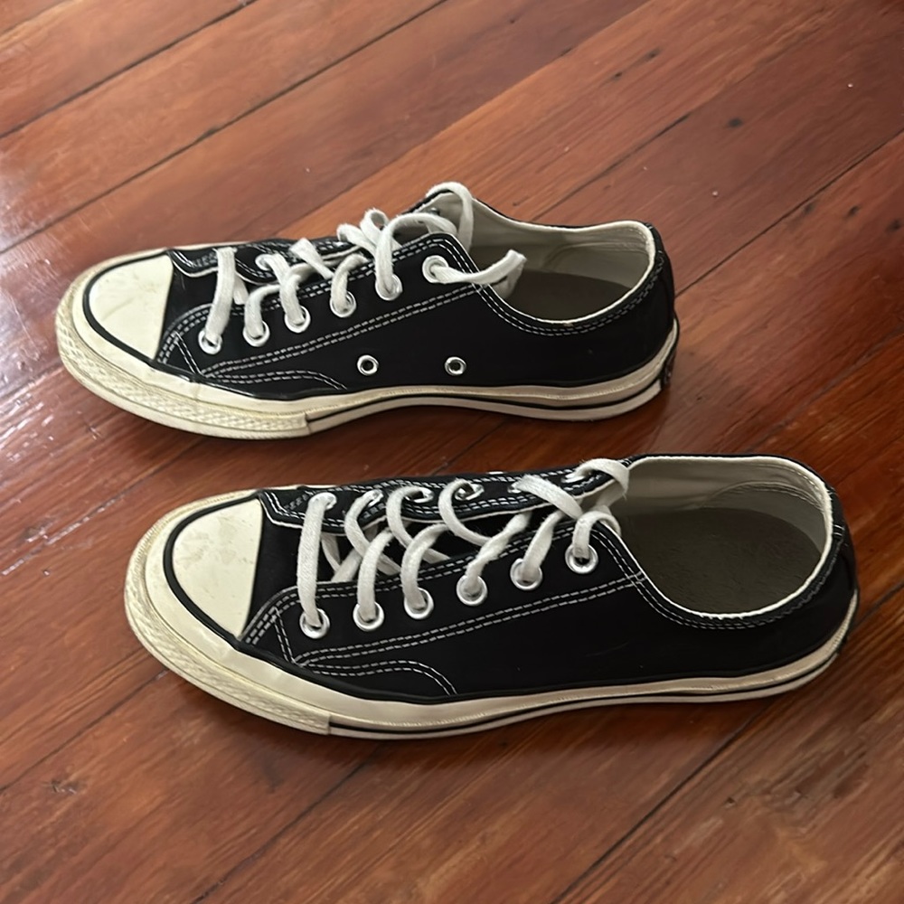 Black Converse All-Stars in great condition.
